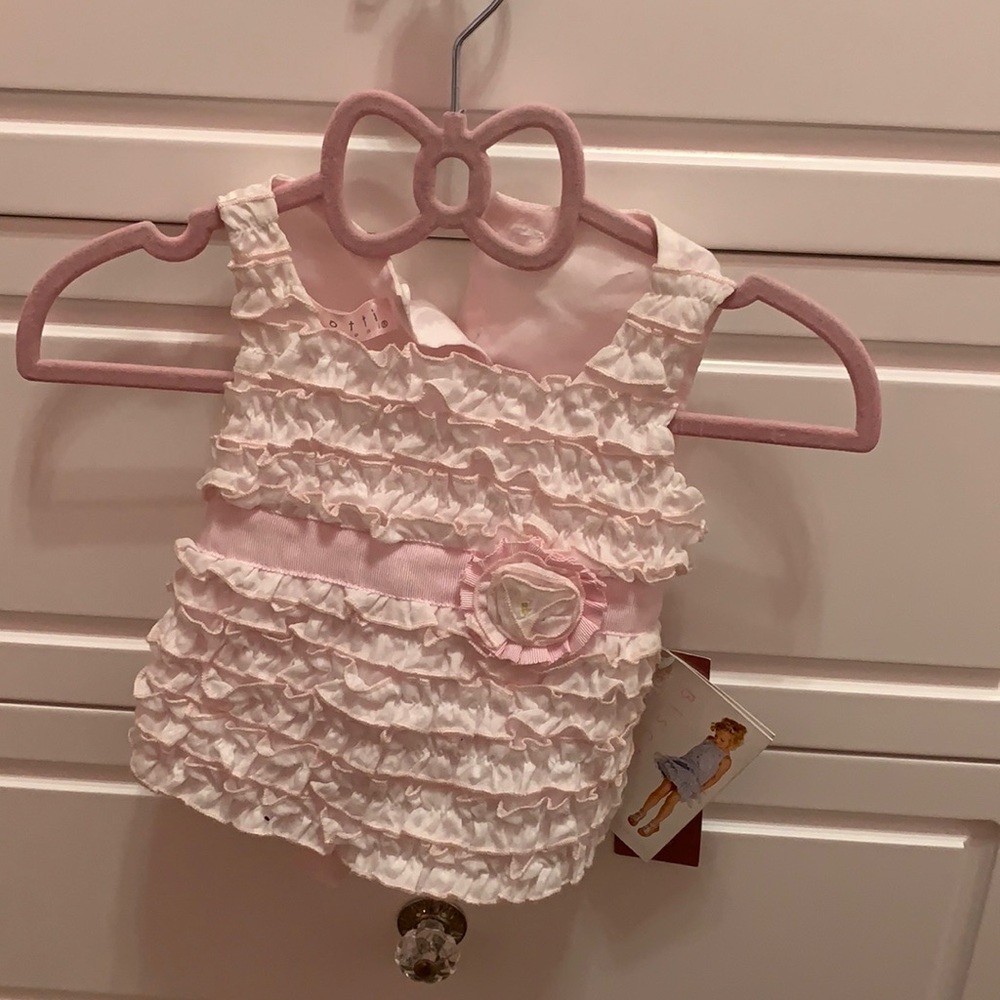 White and pink dress top